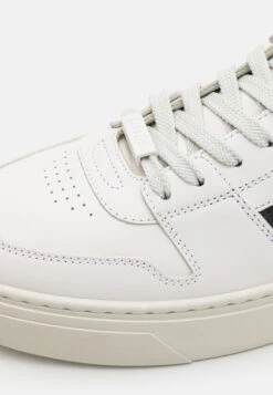 Boss Gary Tenn - Trainers - Open White 11 Boss Gary Tenn - Trainers - Open White -Boss Sales Store 0a97cd31f53b4d988639a408881e76c2