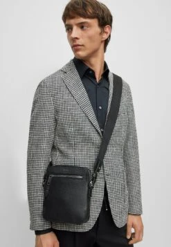 Boss Highway Ns Zip - Across Body Bag - Black One