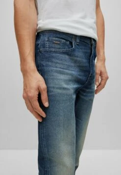 Boss Taber Zip BcC - Jeans Tapered Fit - Blue Five -Boss Sales Store 13961985f9e9404cb3cecfedf25eb984