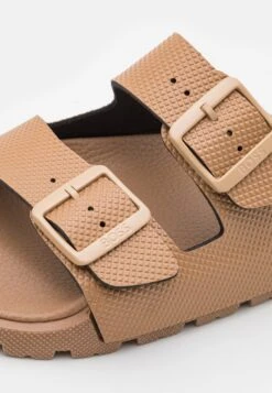 Boss Surfley Dmpr Unisex - Slippers - Medium Beige 11 Boss Surfley Dmpr Unisex - Slippers - Medium Beige -Boss Sales Store 1b52cdb1a8a14680aa59078d15e90aa1