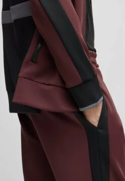 Boss Lamont 74 - Tracksuit Bottoms - Dark Red One -Boss Sales Store 2aea167b4a7c4378ae51ea69e177140c