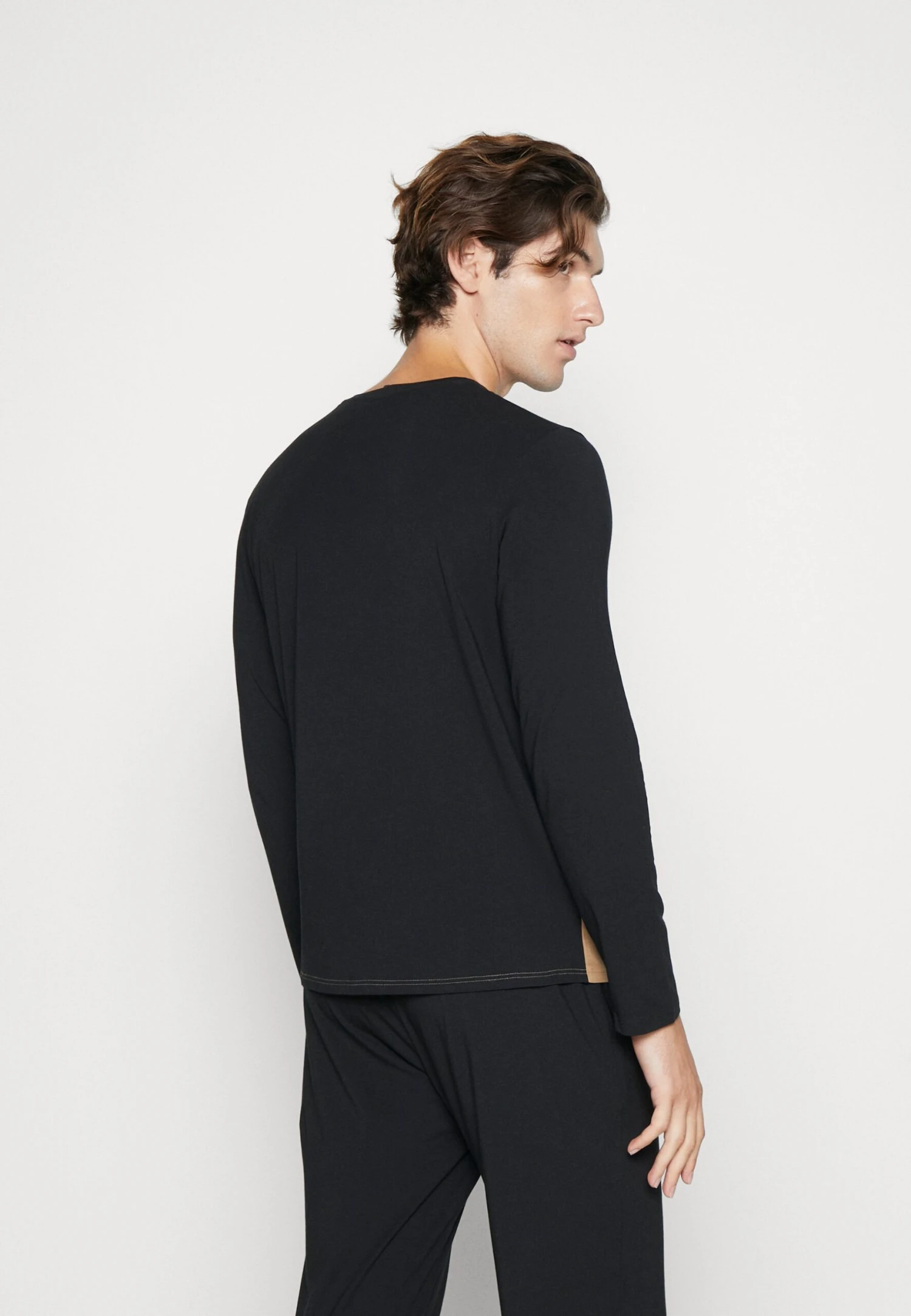 Boss Balance - Pyjama Top - Medium Beige 3 Boss Balance - Pyjama Top - Medium Beige - Image 3