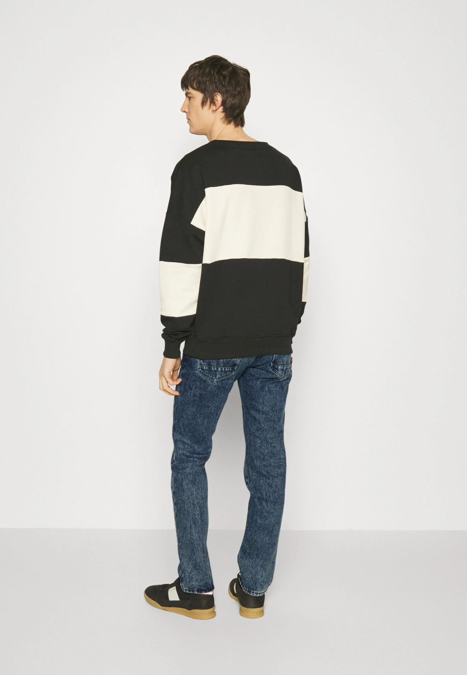 Boss Maine- Jeans Tapered Fit - Navy 3 Boss Maine- Jeans Tapered Fit - Navy - Image 3