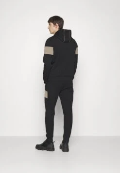 Boss Tracksuit Set - Tracksuit - Black 9 Boss Tracksuit Set - Tracksuit - Black -Boss Sales Store 61e04025aab74d5381ccf6911e07fa93