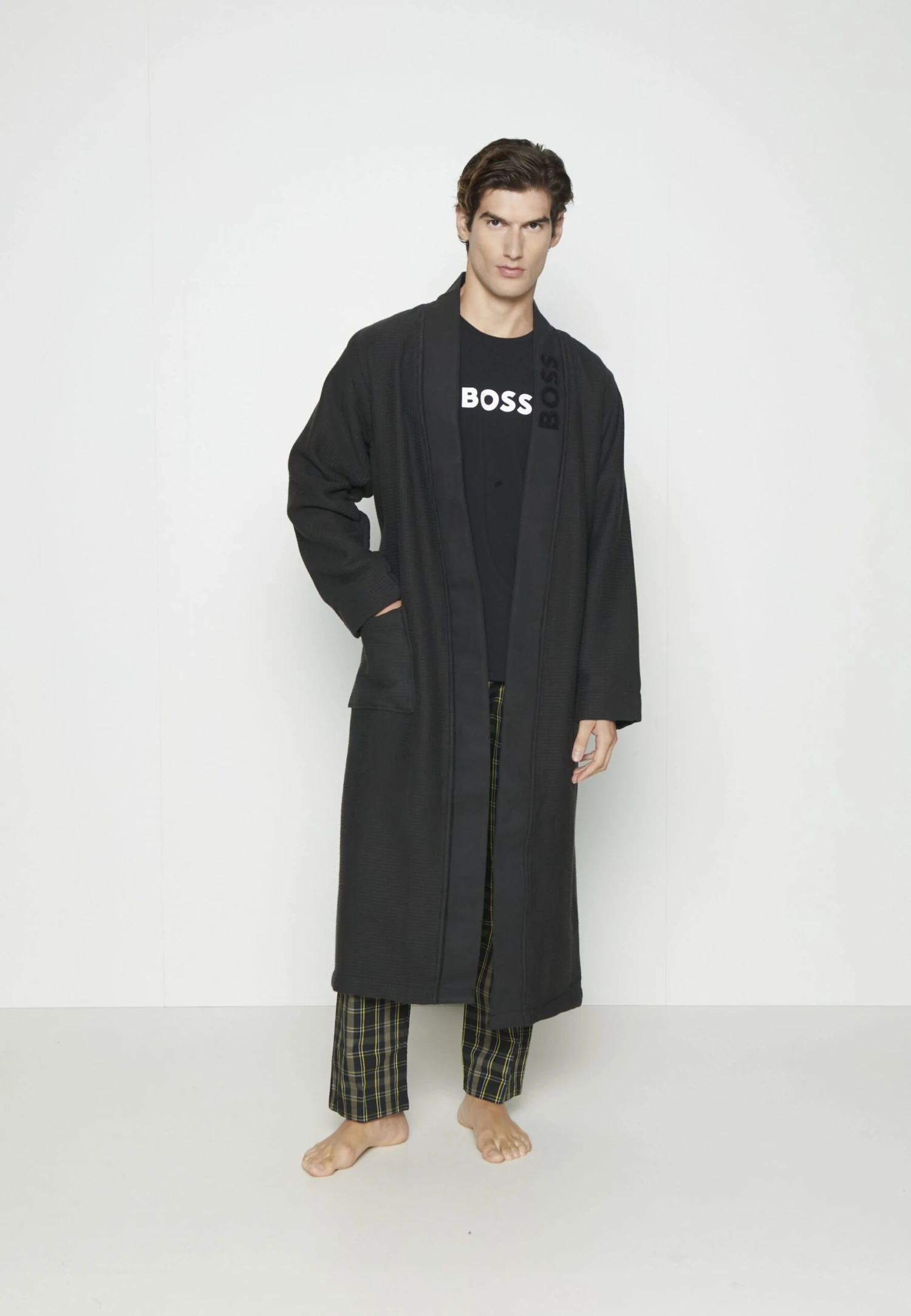 Boss Kimono - Dressing Gown - Black 2 Boss Kimono - Dressing Gown - Black - Image 2