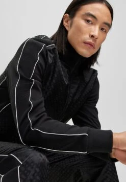 Boss Shepherd - Zip-Up Sweatshirt - Black 8 Boss Shepherd - Zip-Up Sweatshirt - Black -Boss Sales Store ac0bc3cd599a4e1299d8ae21f10f3c83