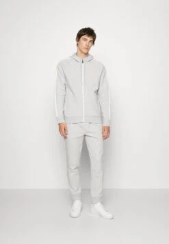 Boss Set - Tracksuit - Light/Pastel Grey