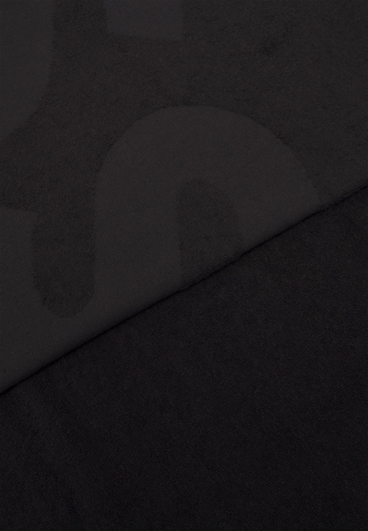 Boss Beach Towel Solid - Beach Towel - Black 2 Boss Beach Towel Solid - Beach Towel - Black - Image 2